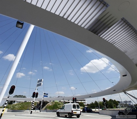 1553139118295486.jpg 鋼結構氟碳漆7.jpg